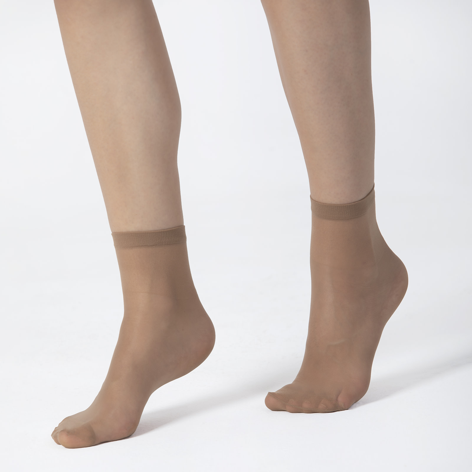 930434_3086123647657_3